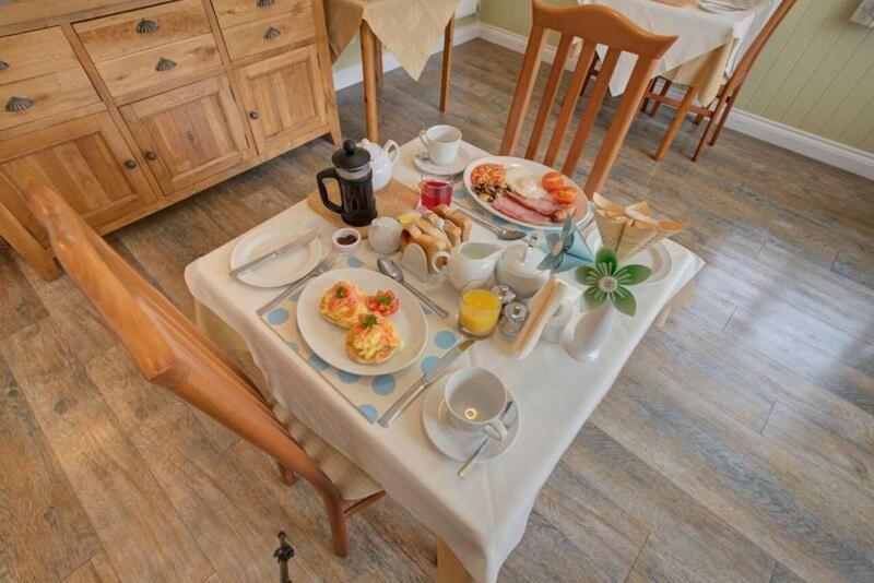 Fair Winds Guest House Brixham Buitenkant foto